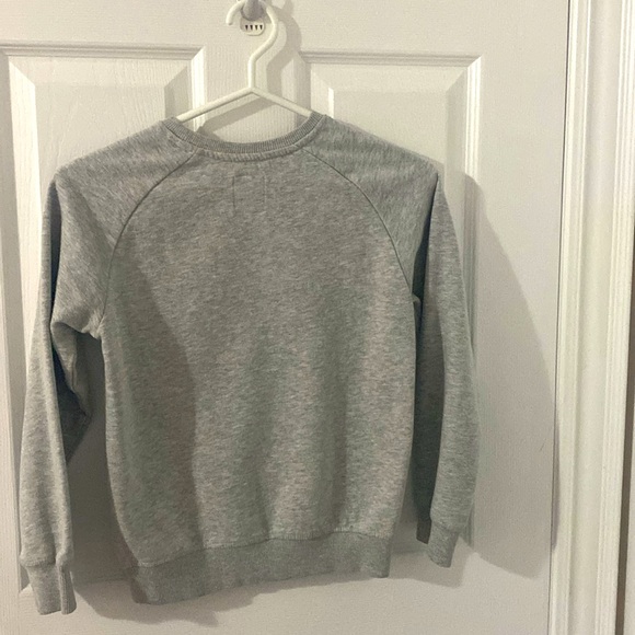 Grey, Levi’s, crewneck, sweater, kids large, comfortable, simple, good condition - Picture 2 of 9